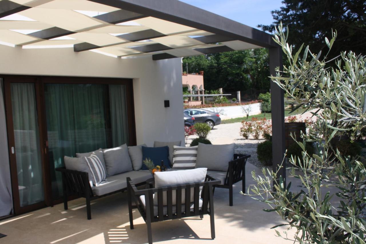 Villa Caprice - Krk Milohnici Zewnętrze zdjęcie