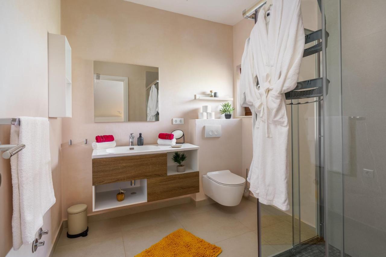 Villa Caprice - Krk Milohnici Zewnętrze zdjęcie
